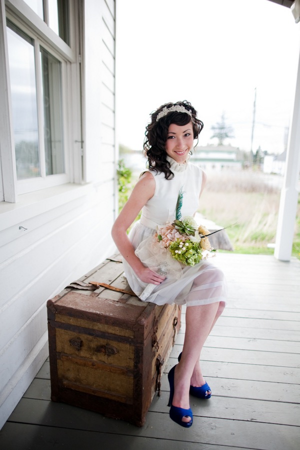 BedandBreakfast_StyledVintageBridalShoot_Jamie_Delaine_Photography_04062010leannetam104_low