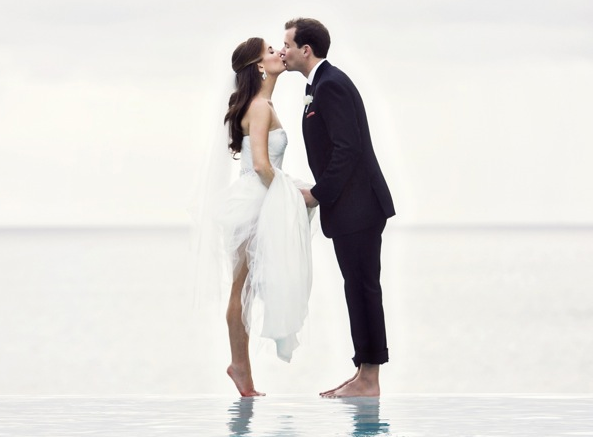 bride and groom destination wedding | studio 1208