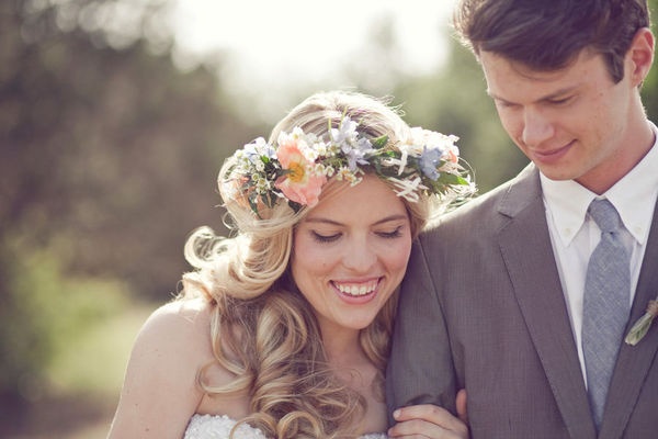 30 floral crowns inspiration + tips + DIY tutorials