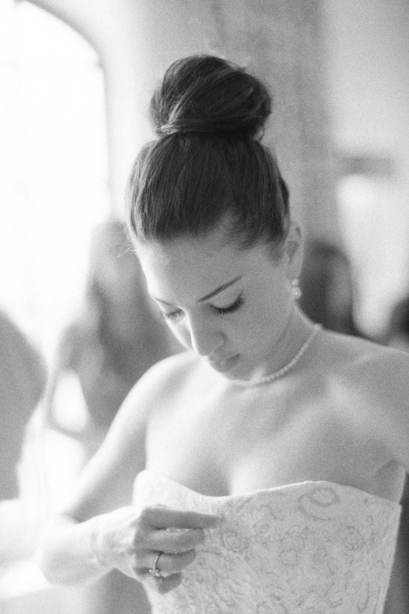 bride with top knot DIY tutorial