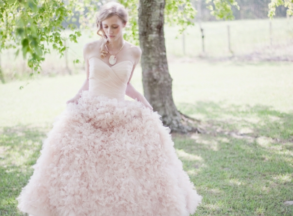 Watters blush pink wedding dress | Bridal Musings