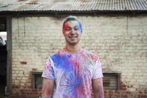 Colourful Holi Powder Engagement Shoot by C J Williams Photography (14)