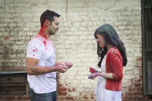 Colourful Holi Powder Engagement Shoot by C J Williams Photography (5)