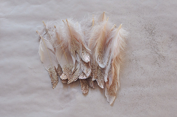 glitter feather diy