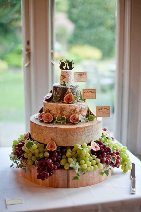 Wedding cakes with cheese
