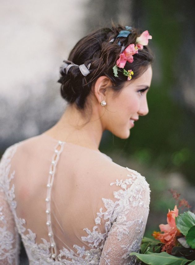 How-to-Wear-a-Bob-for-your-Hochzeit-Braut-Bobs-Braut-Musings-Wedding-Blog-25