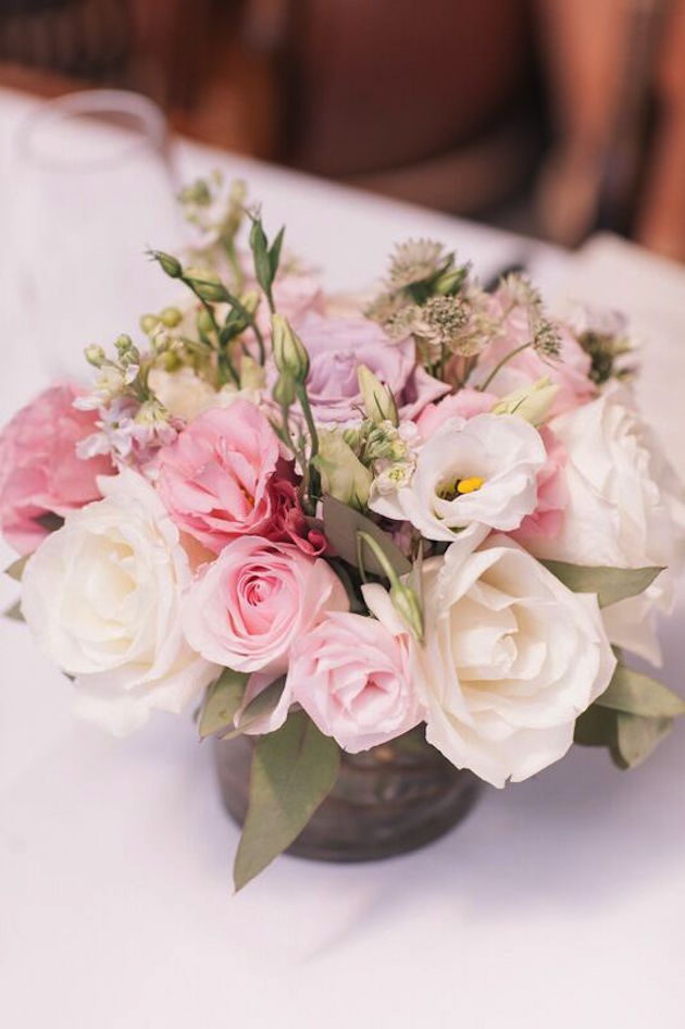 winter-wedding-flowers-2