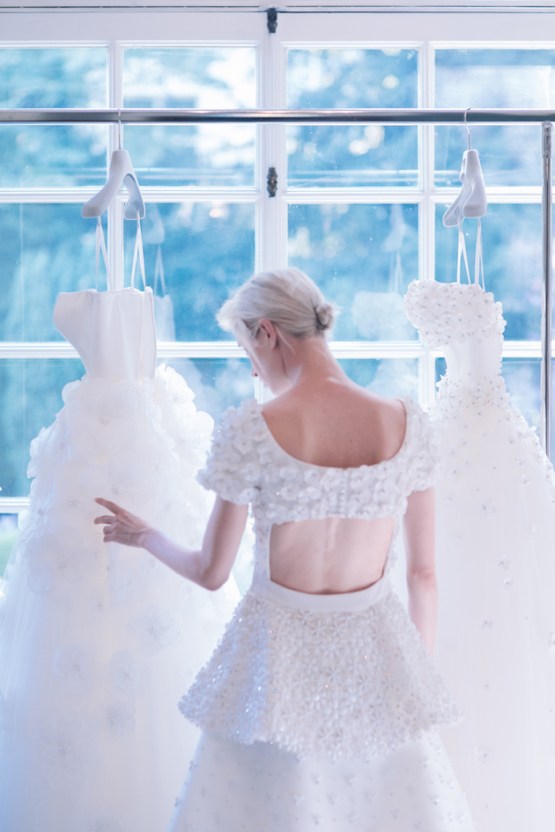 All About the Bows: Viktor Rolf Wedding Dress Collection 2017