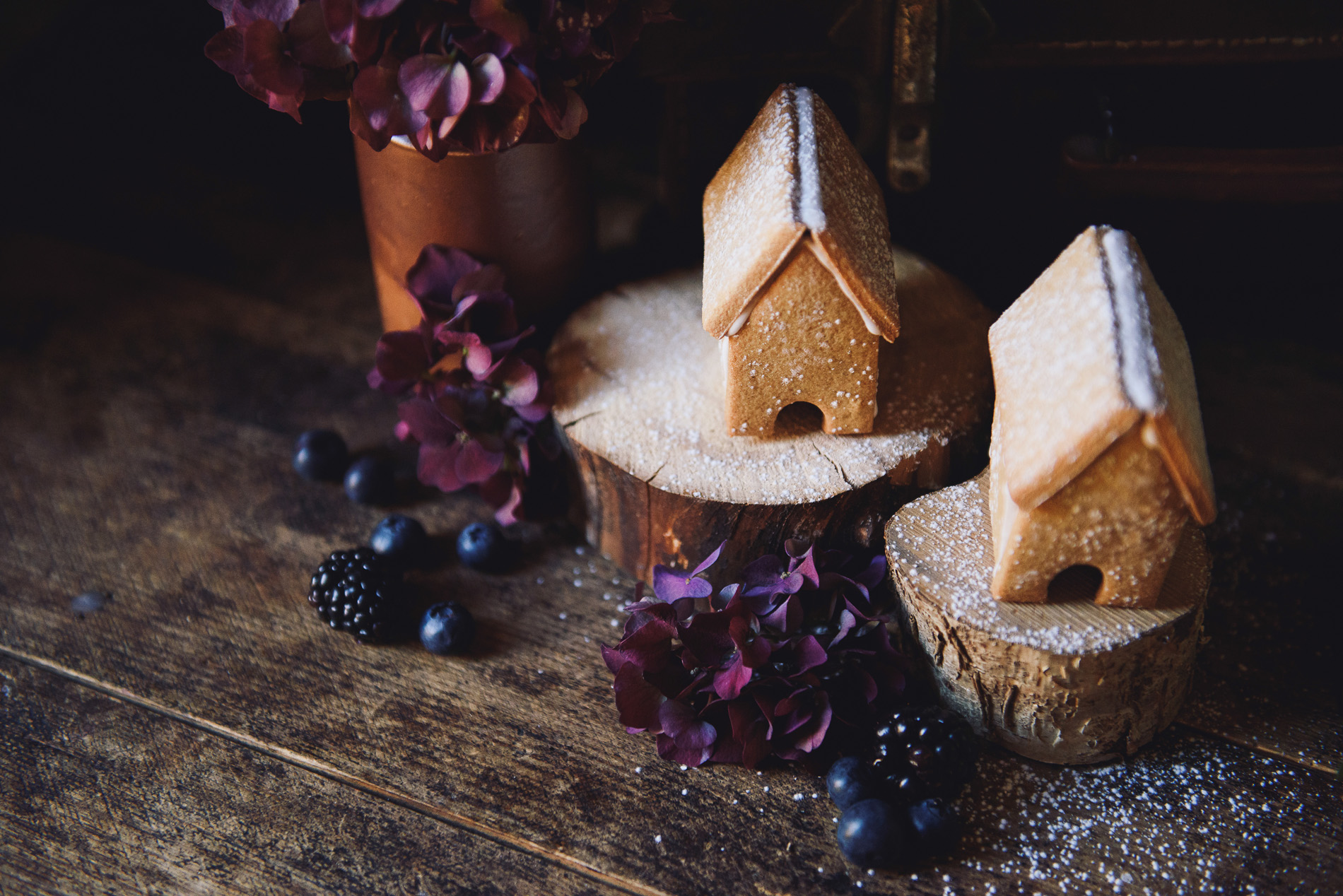 Hygge Wedding Inspiration by Sam Gibson Weddings & The Little Wedding Helper 38