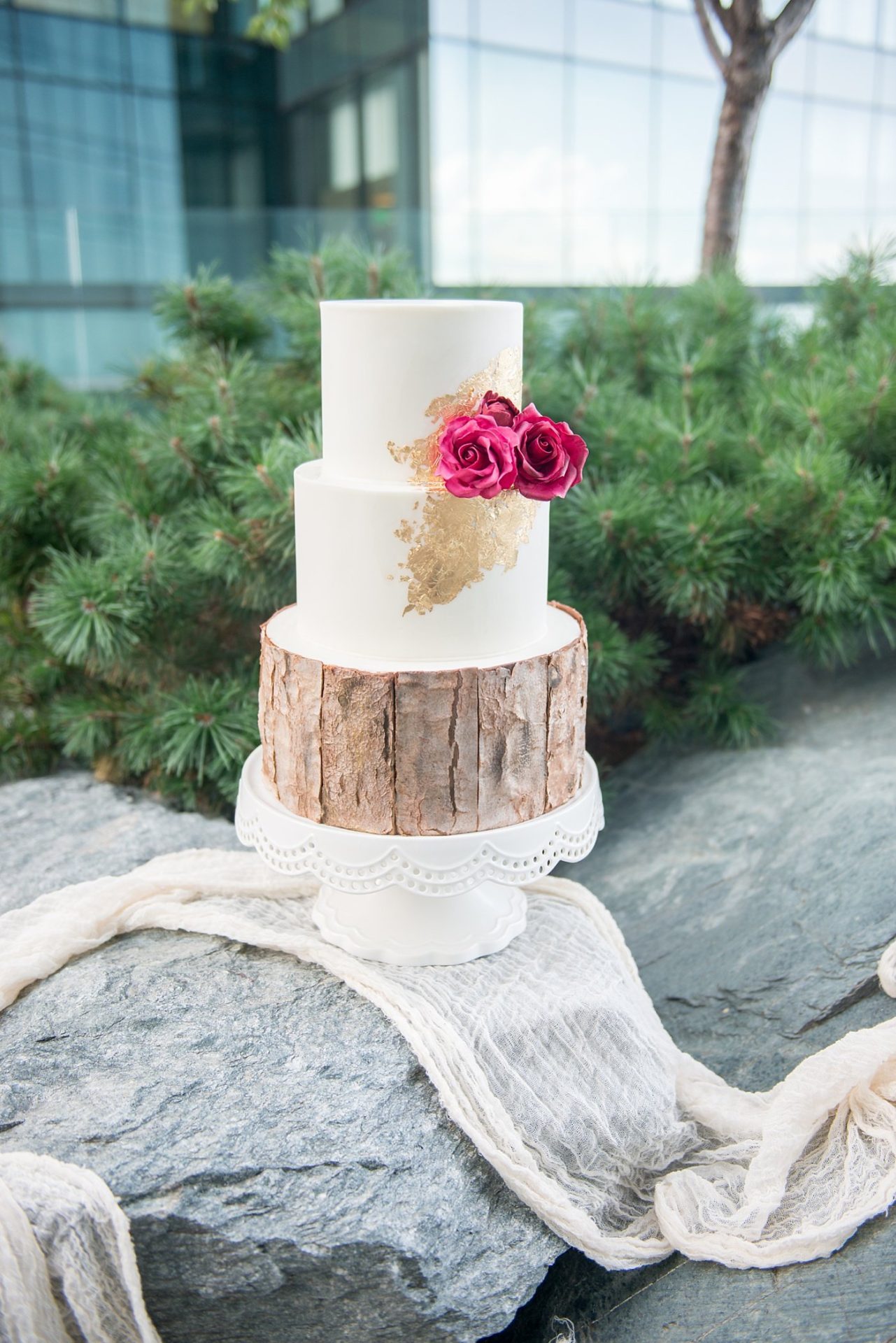 jewel-toned-wedding-inspiration-by-anna-mateo-photography-16