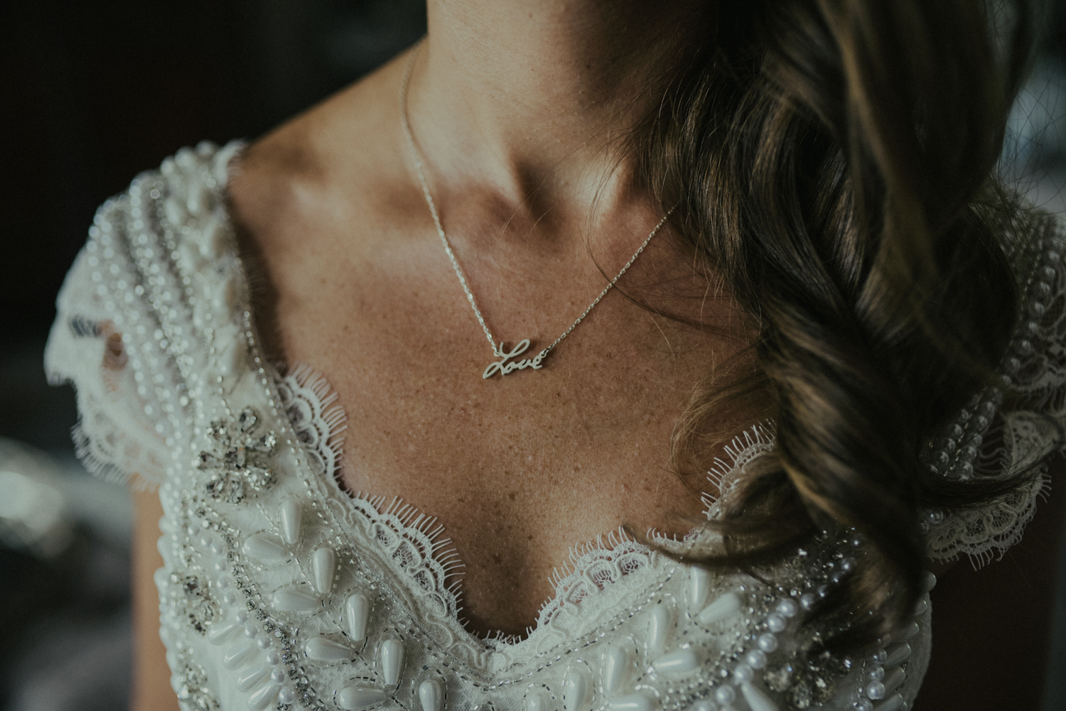 woodsy-summer-wedding-by-charis-rowland-photography-38