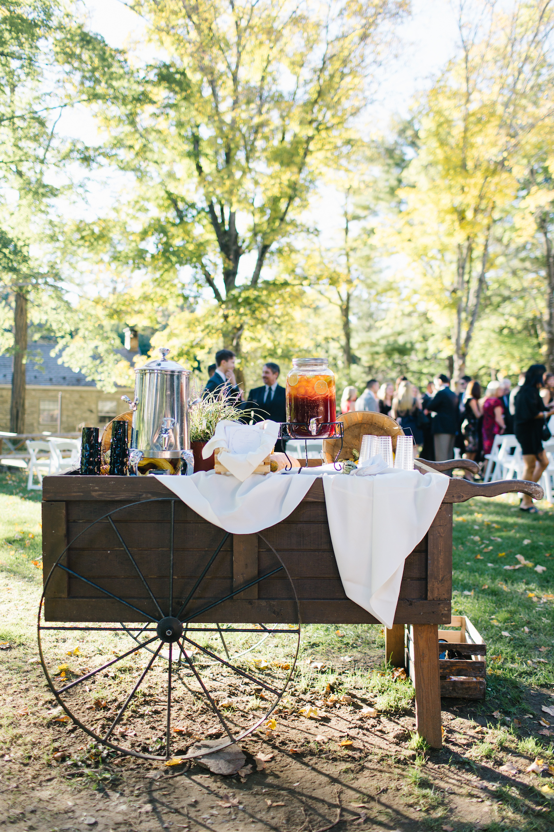 Fun and Laid-Back Wedding by Becka Pillmore Photography 15