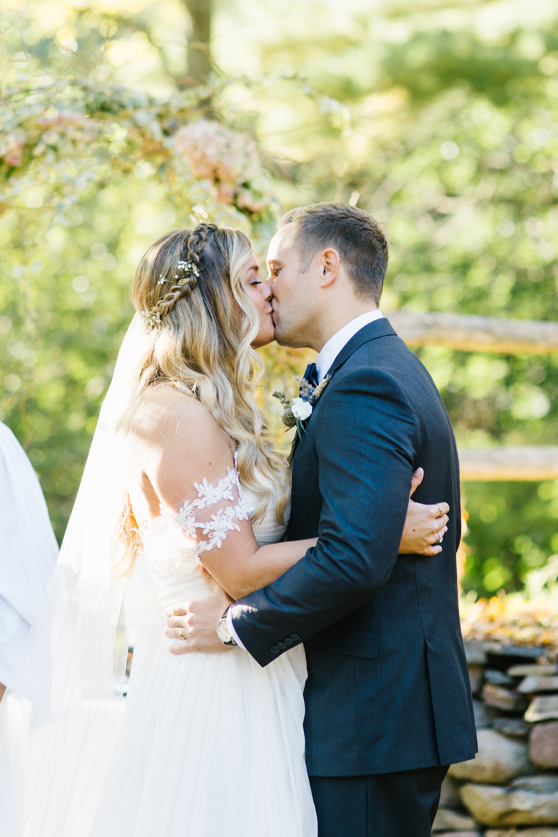 Fun and Laid-Back Wedding by Becka Pillmore Photography 33