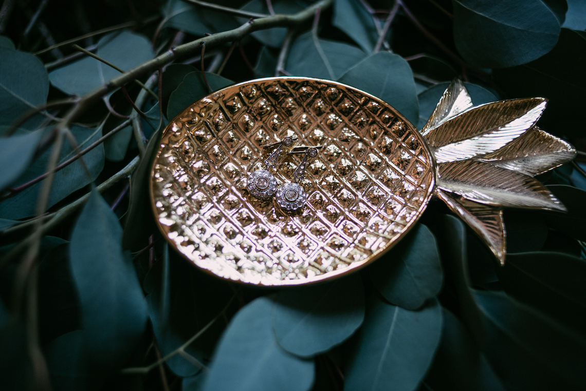 Cool Spanish Wedding by Sara Lobla and La Puta Suegra 7