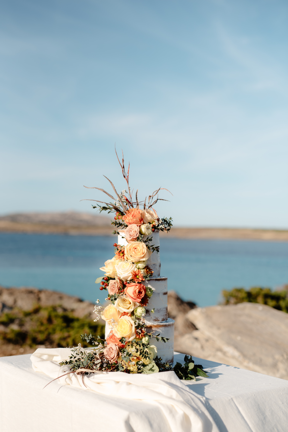 Shipwrecked; Seaside Elopement Inspiration From Sardinia | Valeria Mameli 2