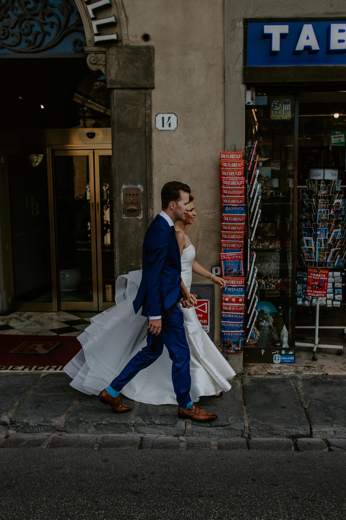 Wildy Romantic & Outrageously Fun Florence Elopement | Kelly Redinger Photography 42