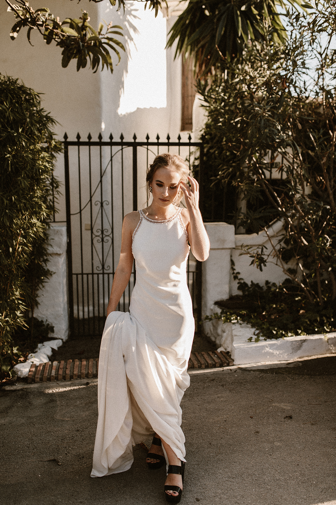 Bougainvillea Wedding Inspiration With Modern Silk Gowns | IDO Events | Kevin Klein 22
