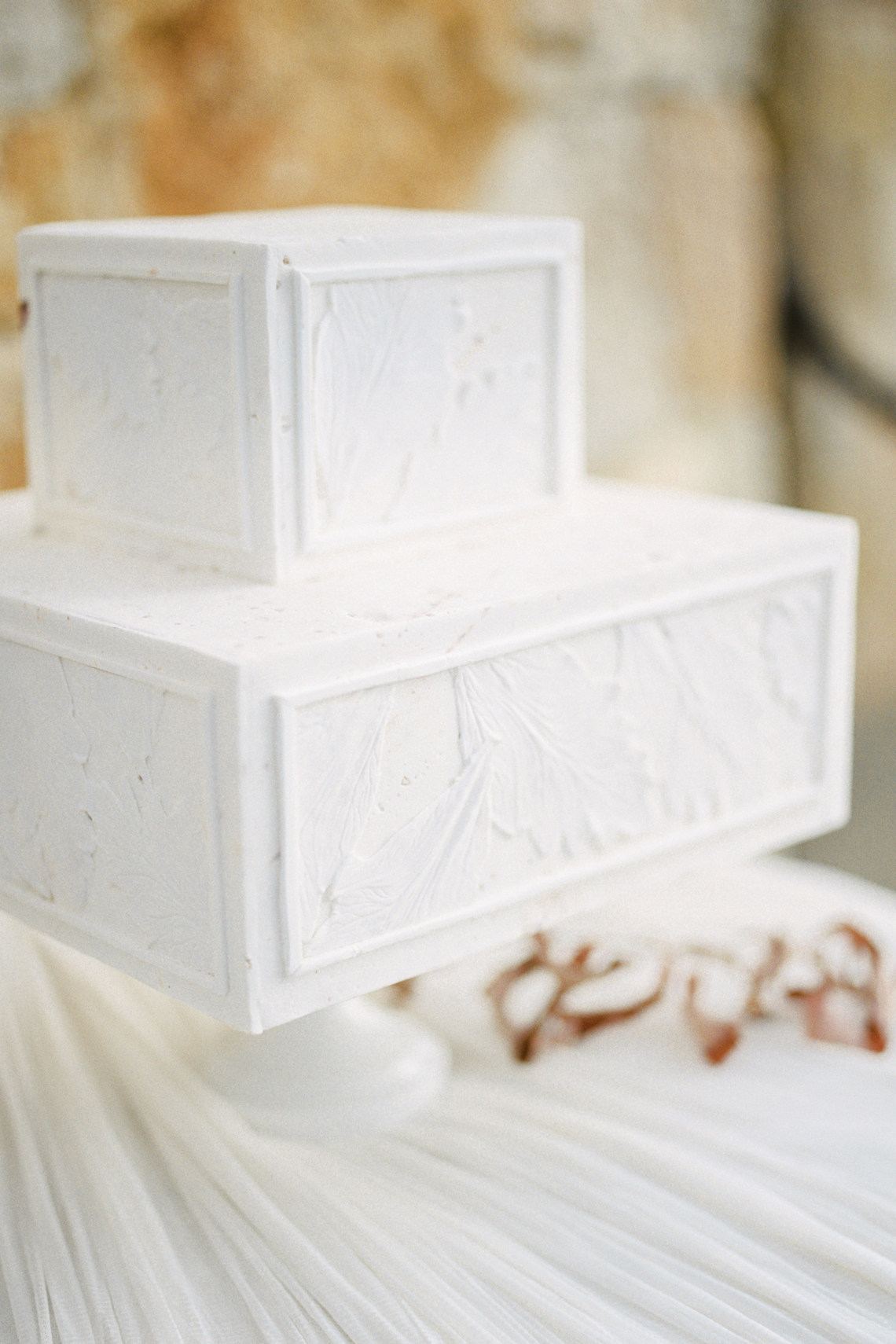 Fashion-forward Black & White Wedding Ideas From Malibu | Babsy Ly 35