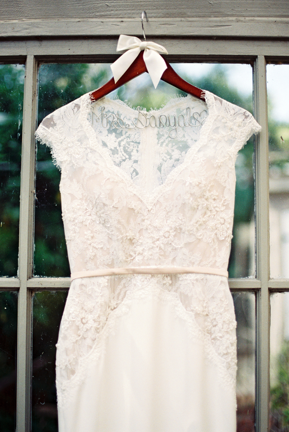 Hindu American Fusion Wedding (With Peonies) | Bramble and Vine 21