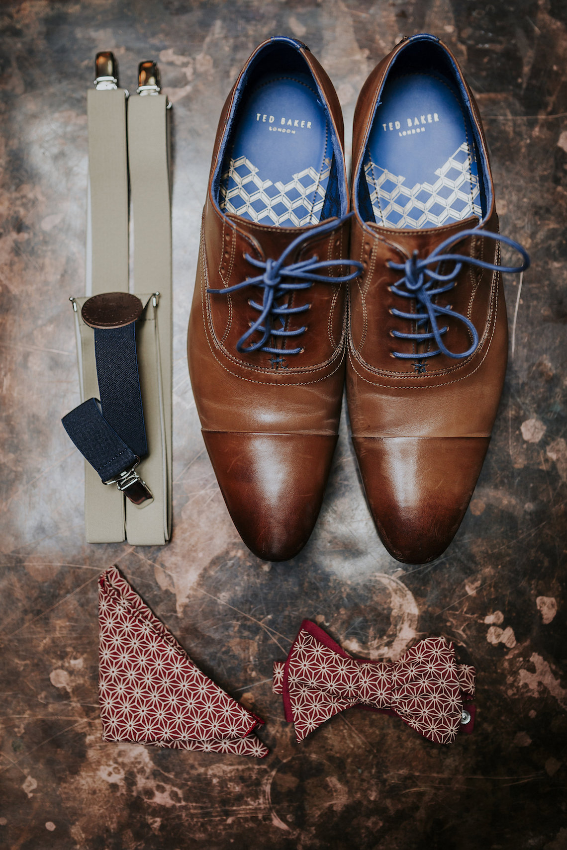 Industrial Copper Cocktail Bar Groom Inspiration | Joasis Photography | ByChenai 46