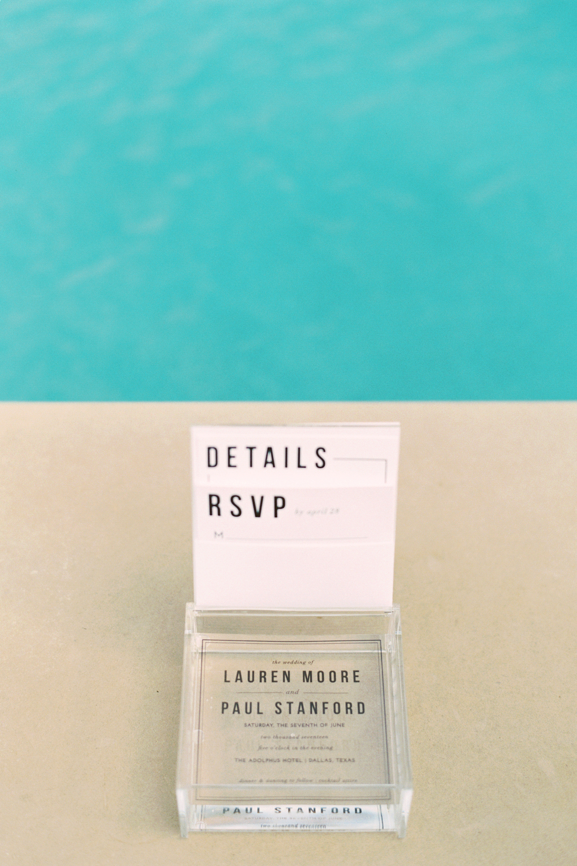 Lucite Love Meets Floral Sculptures; Modern Artistic Wedding Inspiration | Allen Tsai Photography