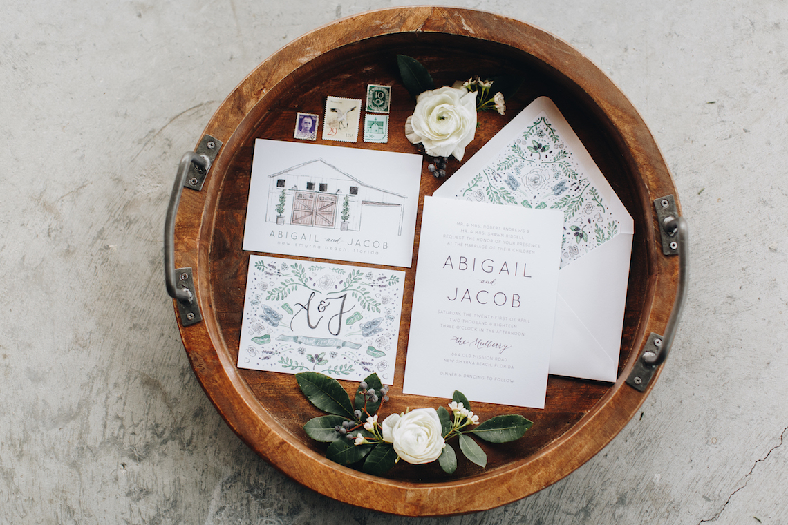 Vintage Fall Farmhouse Wedding Inspiration | Patina & Petals | Sydney Marie Photography 42