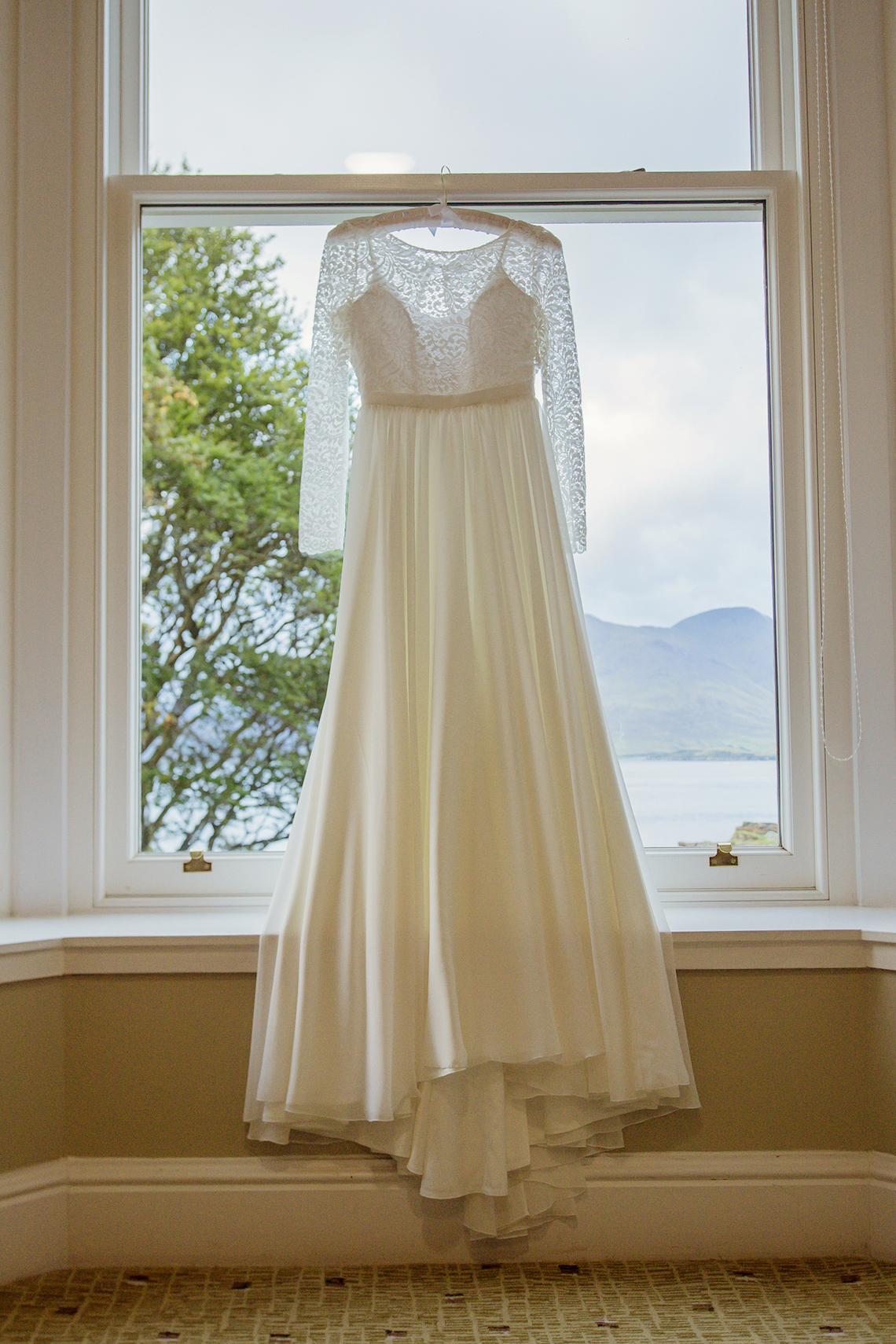 Wild & Adventurous Isle of Skye Elopement | Your Adventure Wedding 18