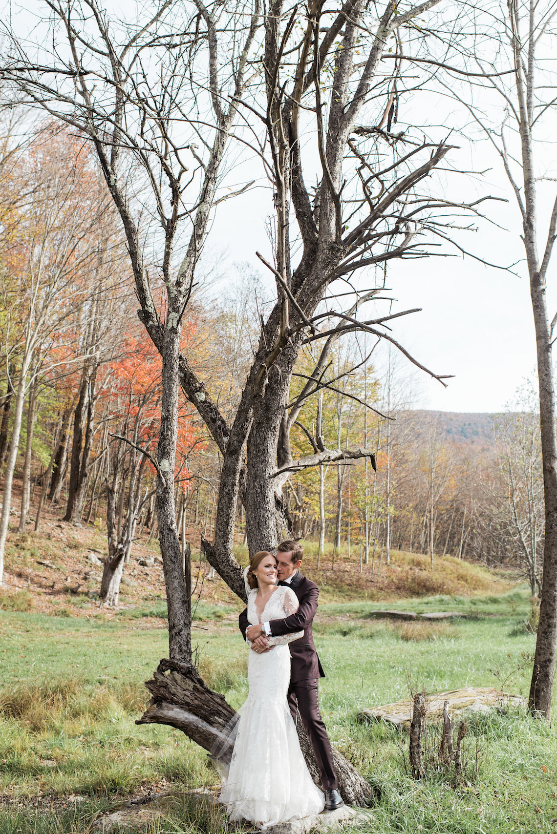 Warm Fall Catskills Wedding With Ceremony Sparklers – Christina Lilly Photography – Buds of Brooklyn 37