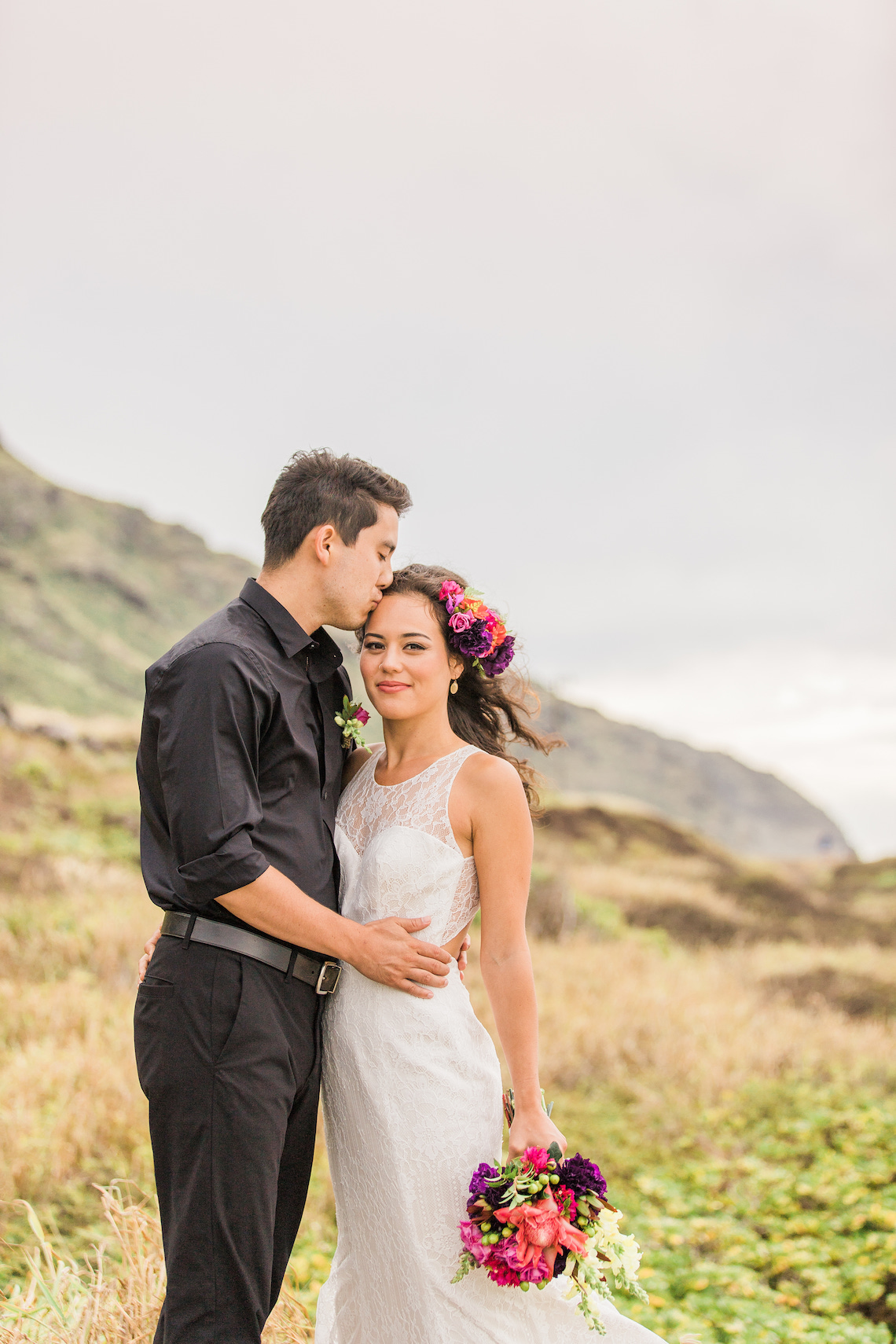 Colorful Hawaiian Boho Wedding Inspiration – Chelsea Stratso Photography 34