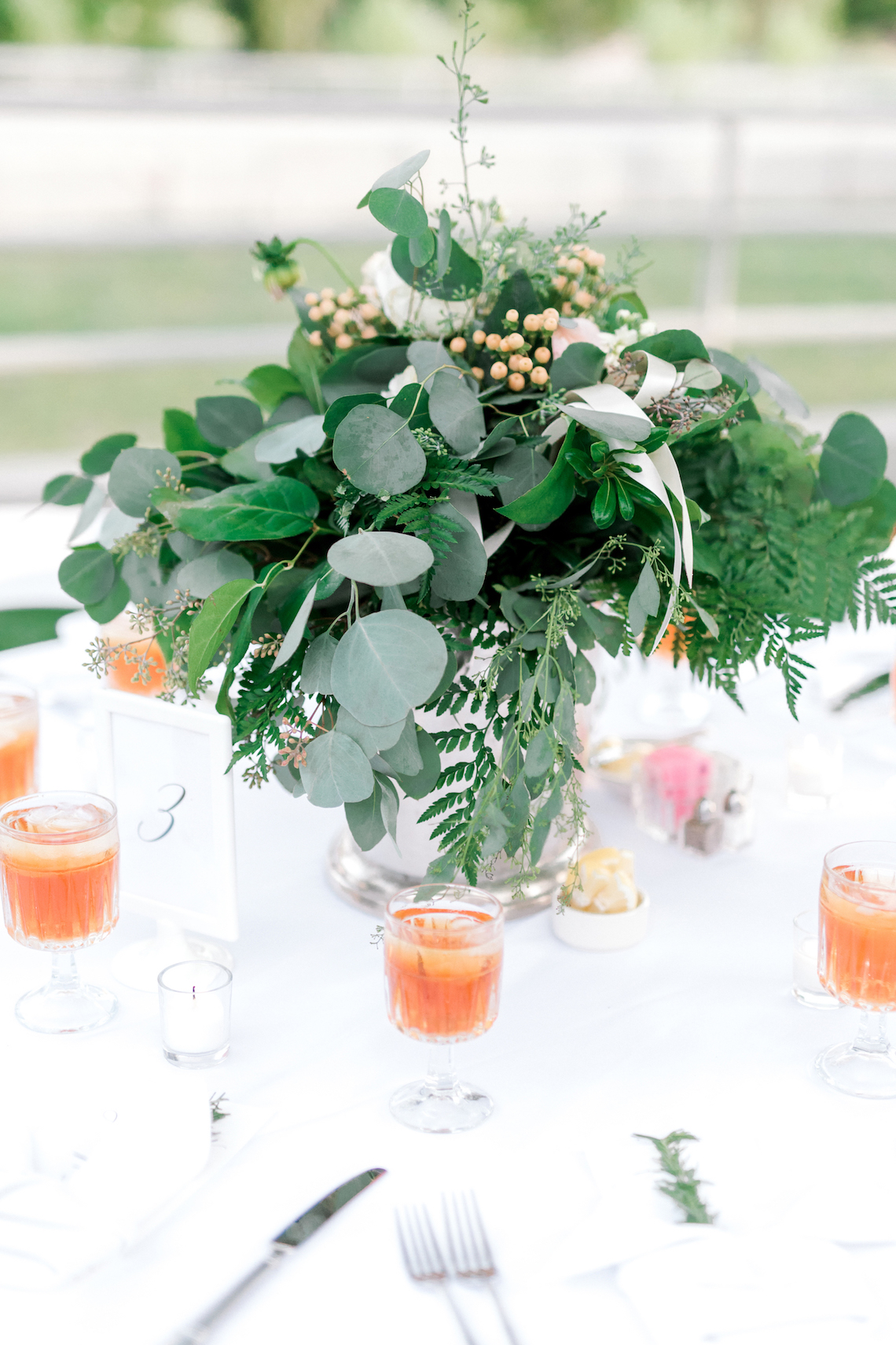 Glamorous Emerald Sapphire and Peach Countryside Wedding – Melanie Julian 48
