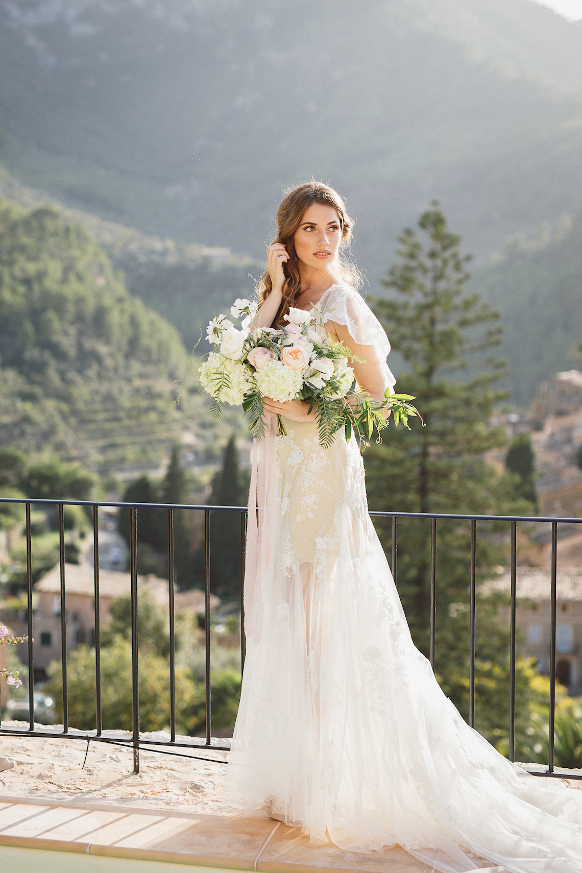 The Dreamiest Mallorca Mountain Bridal Inspiration – Vivid Symphony 32