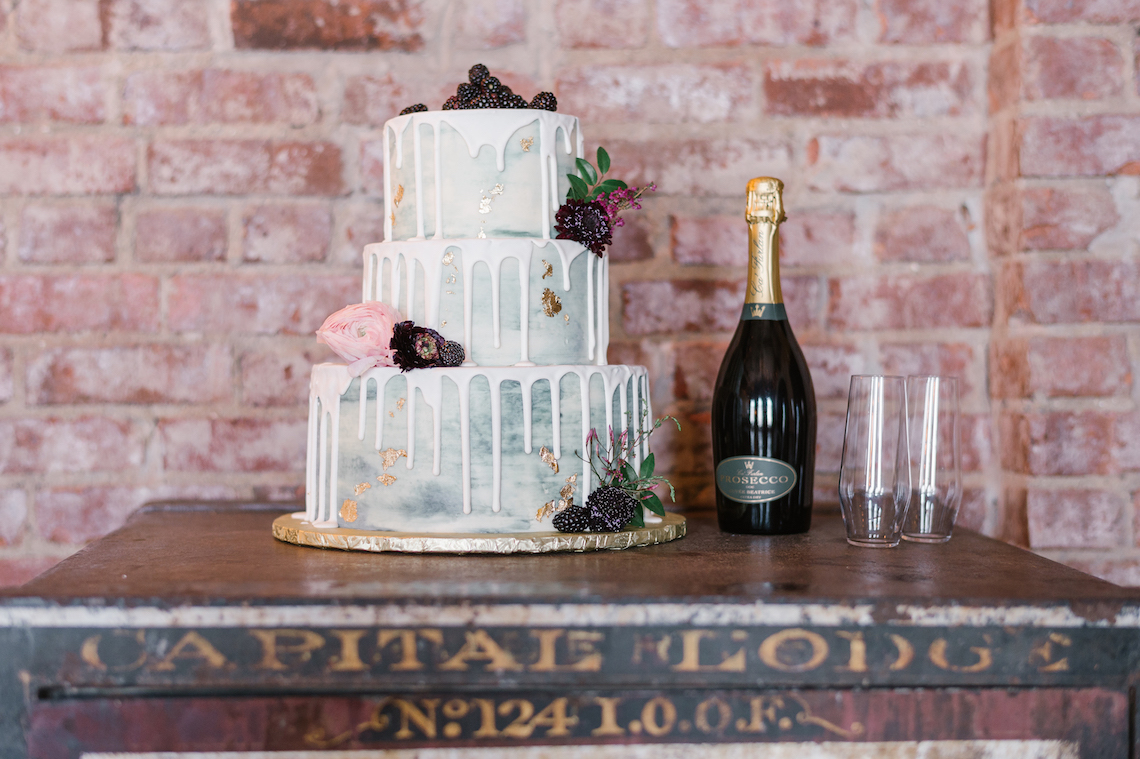 Whimsical Crimson and Green Holiday Wedding Inspiration – Stacy Able Photography 4