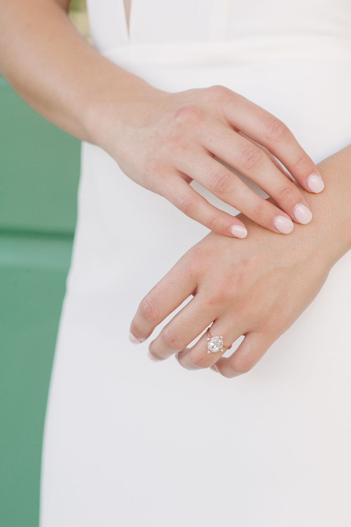 Elegant Fuchsia Wedding Inspiration in Charleston – Carrie Joy Photography – Detailed I Dos 14