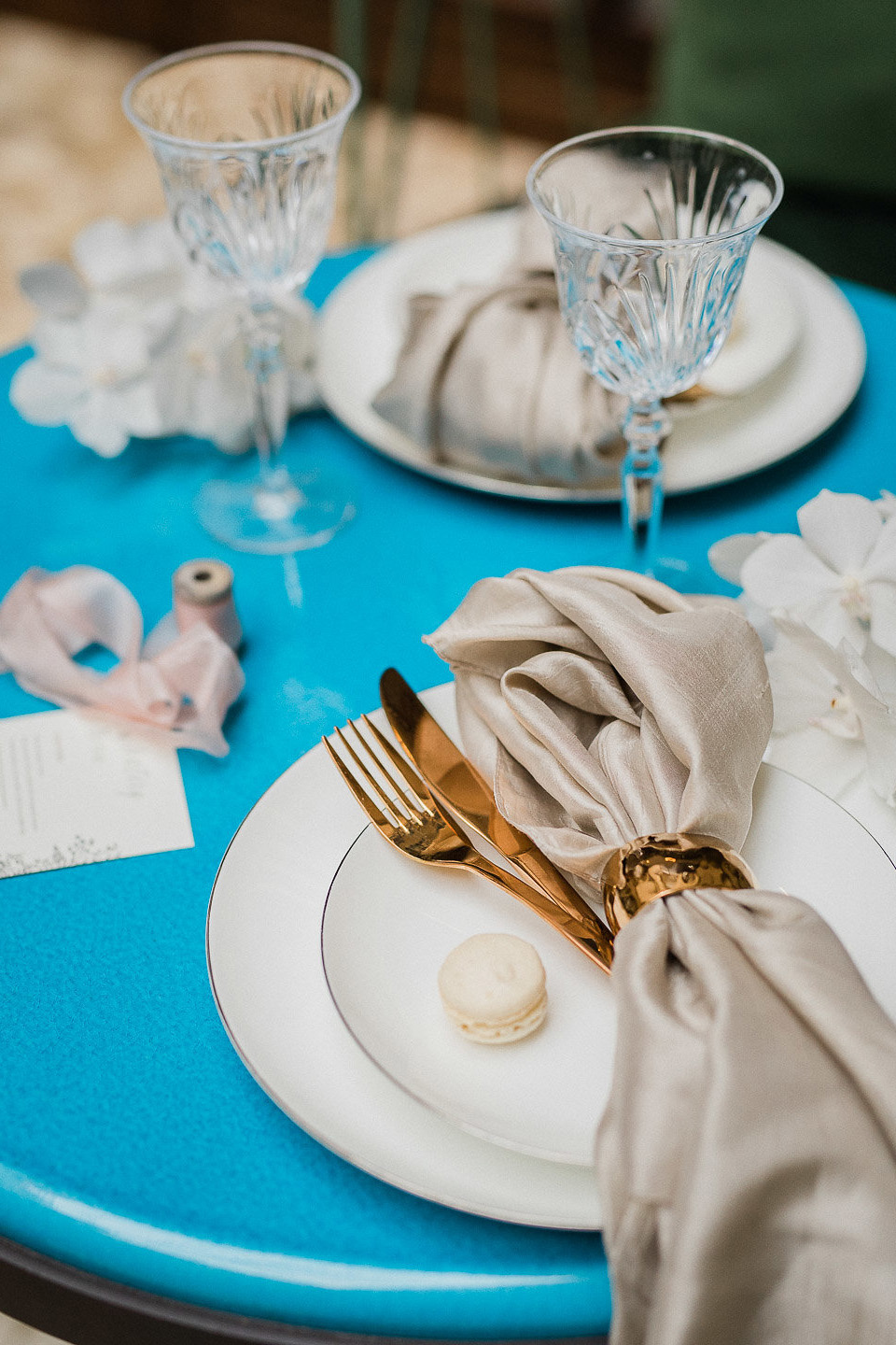 A Dramatic Gold Wedding Dress for the Goddess Bride – Vivid Symphony 30