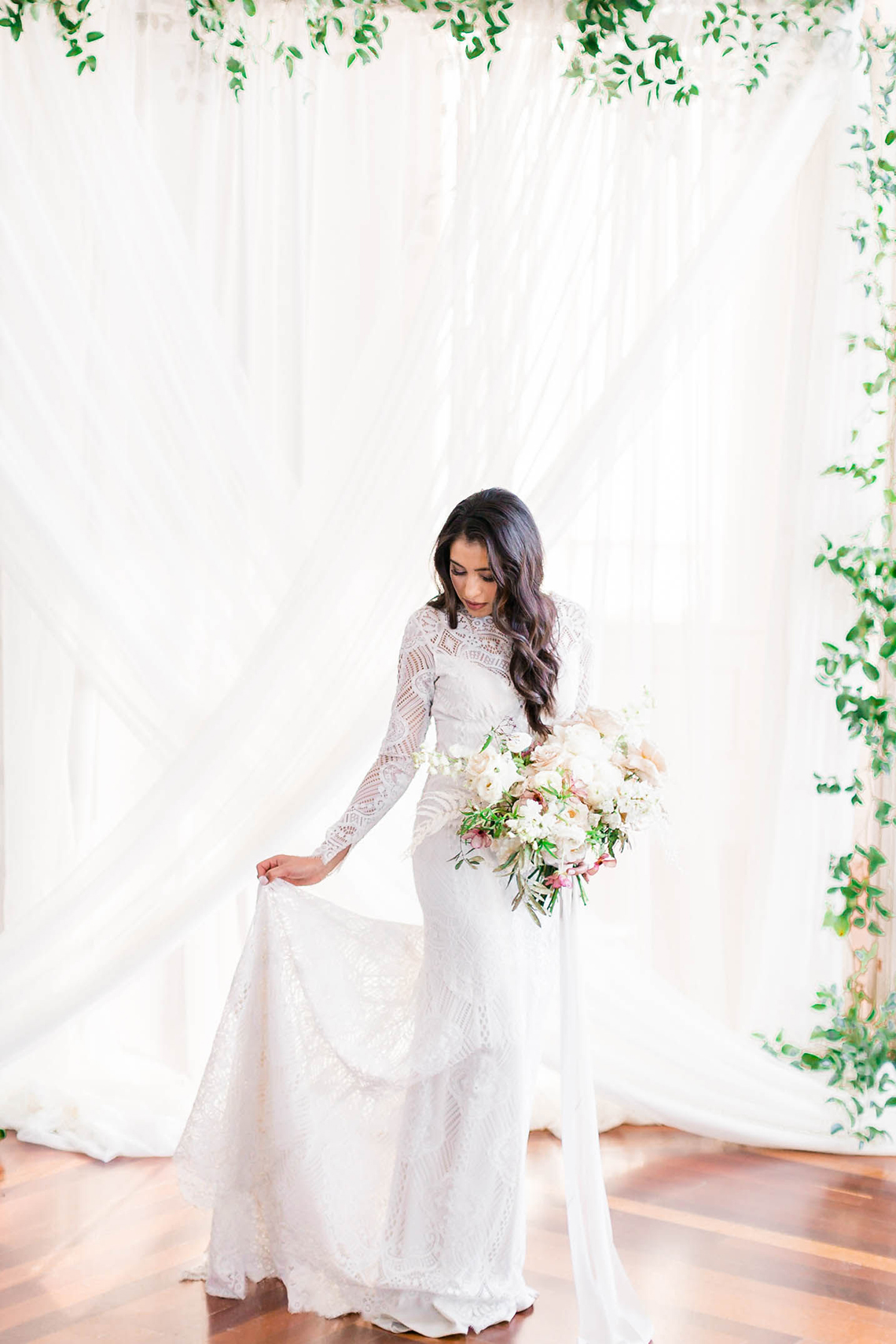 Draped Elegance – Luxurious Indoor Wedding Inspiratoin – Danielle Harris Photography 33