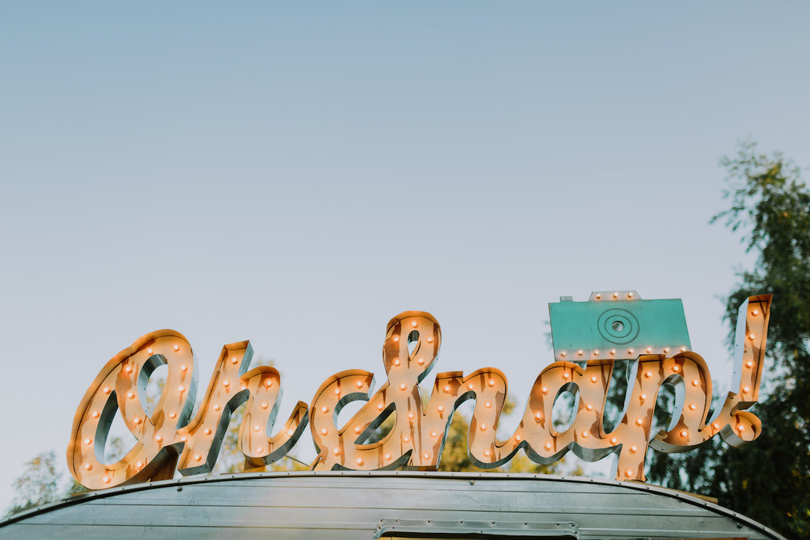 Colorful Boho Palm Springs Jewish Wedding – Lets Frolic Together 14