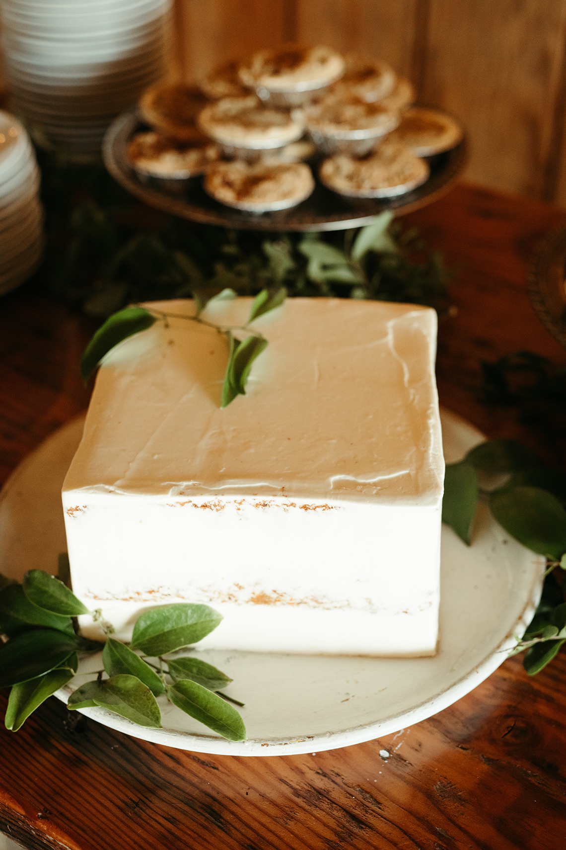 Joyous Oregon Berry Farm Wedding – Phil Chester – Peachy Keen Coordination – Hoffman Farm Store 16