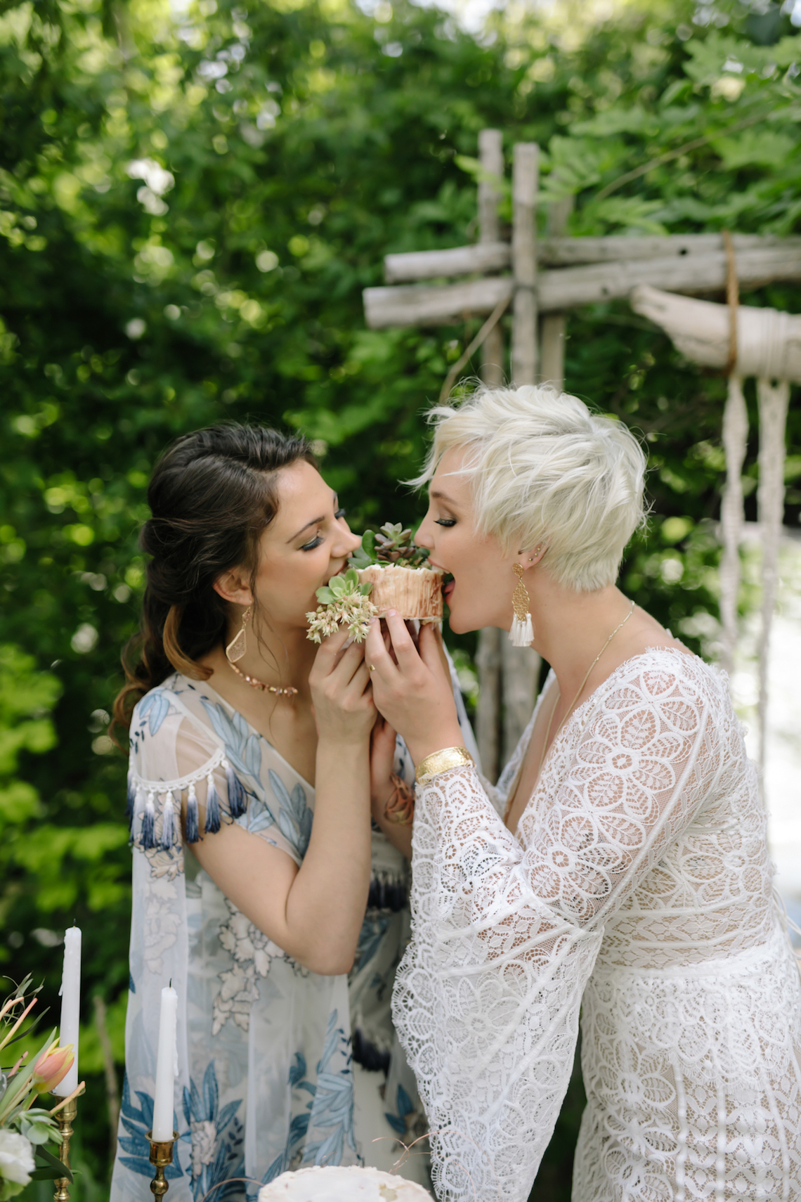 Dreamcatcher Bohemian Wedding Inspiration – Gissell Weddings – Corey Fox Photography – Rue de Seine Bridal 32