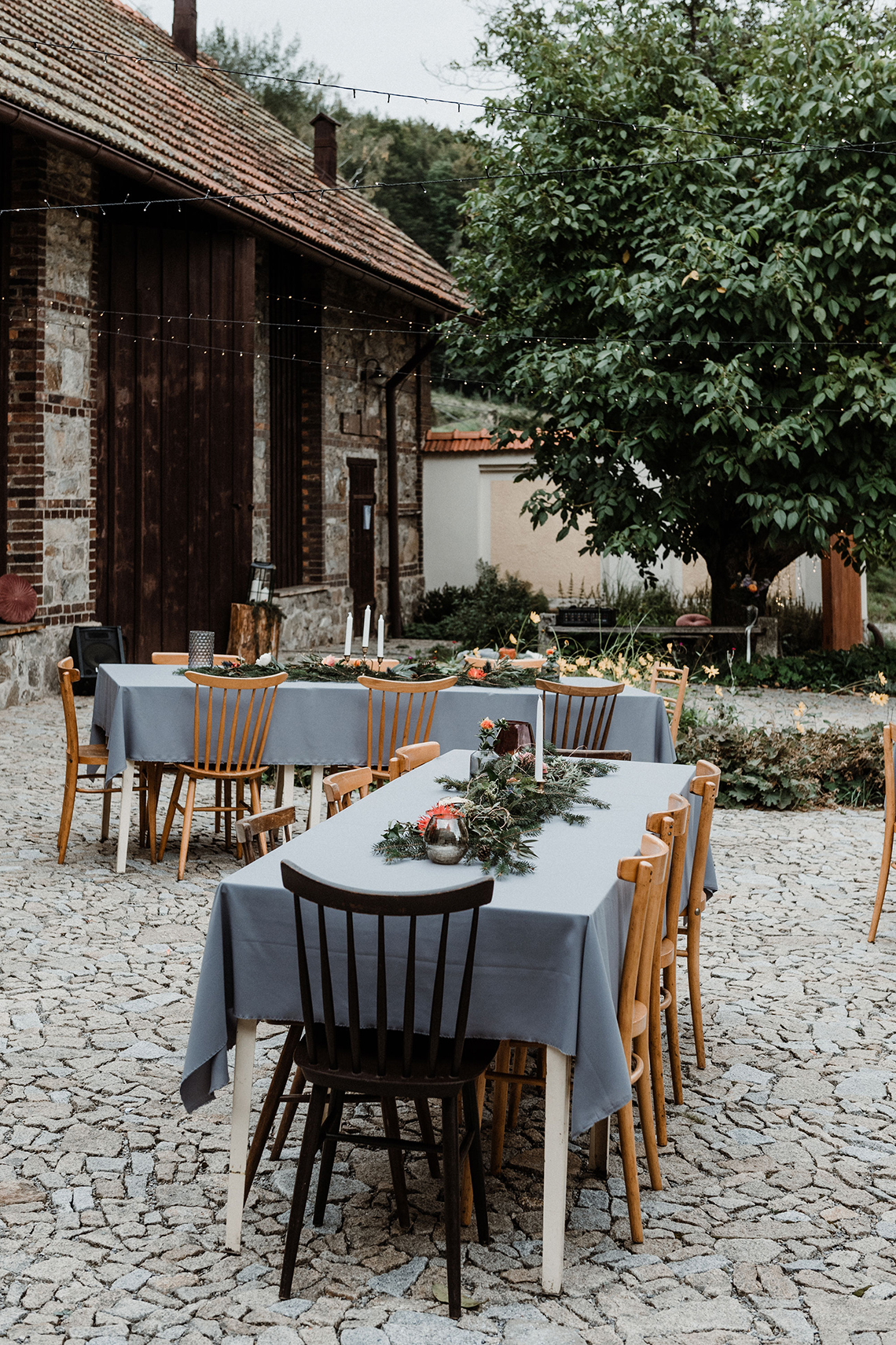 Romantic Woodsy DIY Wedding in South Bohemia Czech Republic – Carols Darkroom 7