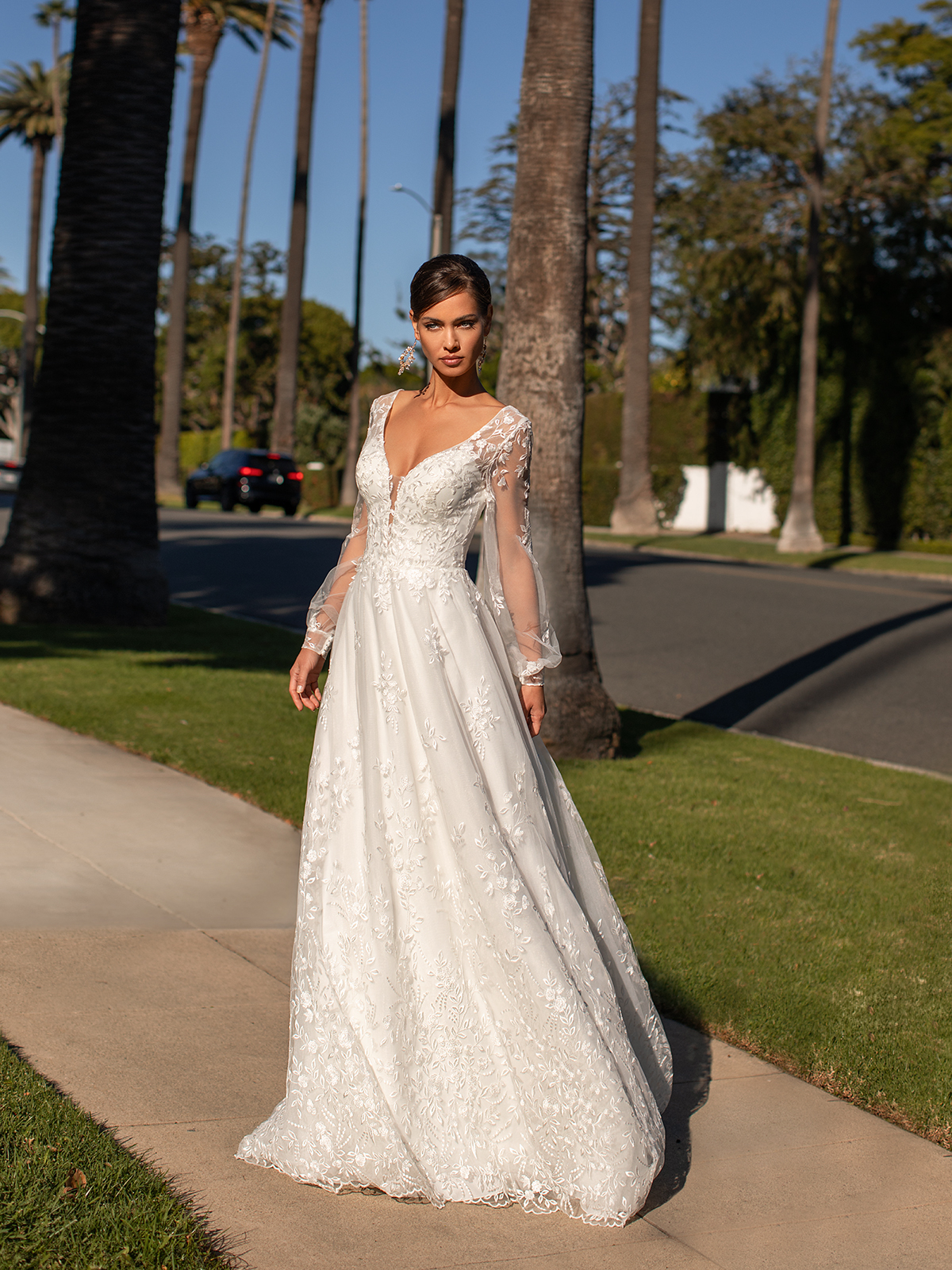 Lace Wedding Dresses in Every Silhouette – Moonlight Bridal – Val Stefani – S2161_A