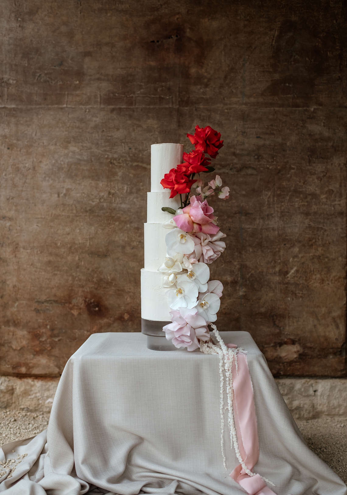 Fashion-forward Countryside Wedding Inspiration – Elmore Court – Laura Martha Photography 60