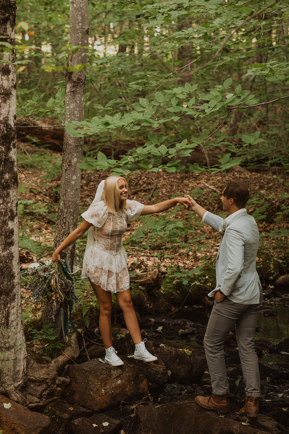 Free-Spirited New Hampshire Elopement Inspiration in the White Mountains – Compass Collective – Wild and Wed 29