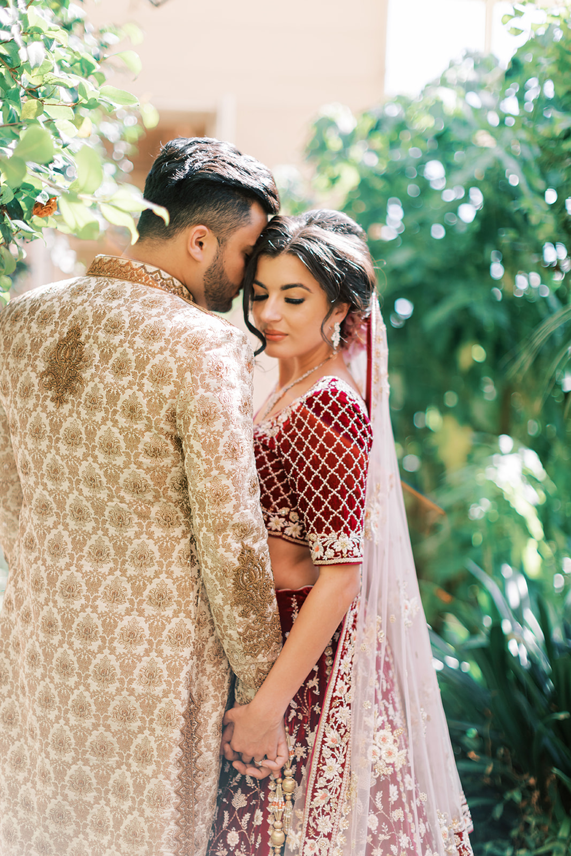 Breathtaking Royal Indian Wedding Inspiration at Prestwold Hall – Sophie May Photo 12