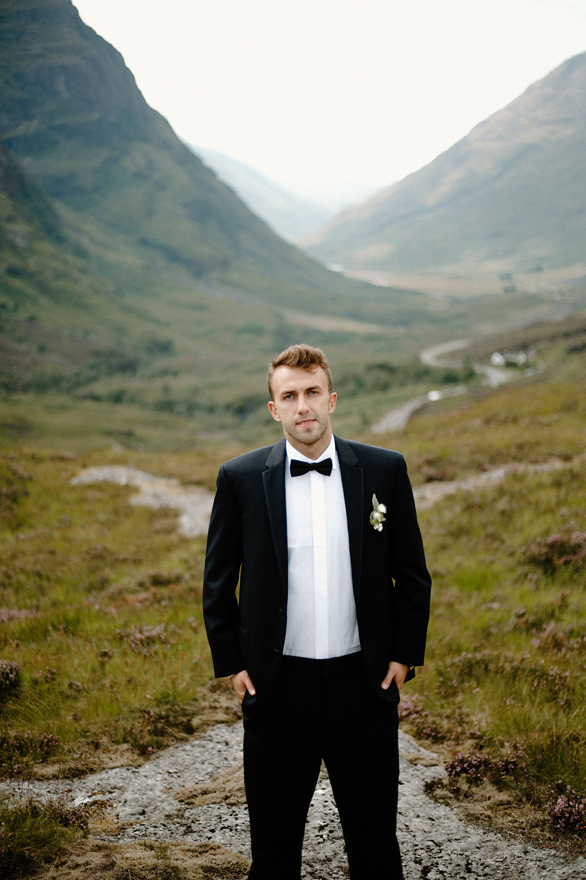 Stunning Scotland Highlands Elopement Inspiration – Alia PAIENDA – E and W Couture 13