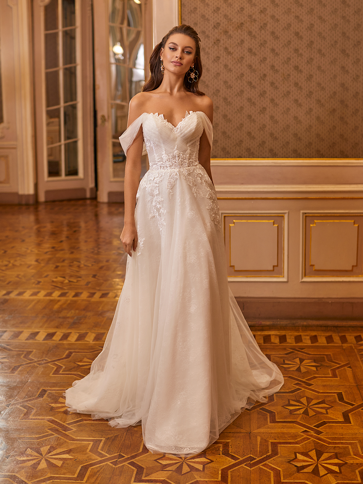 How to Plan A Luxurious Wedding At Home – Moonlight Bridal – Bridal Musings – J6821_A