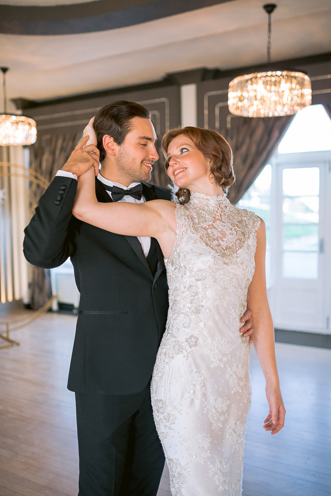 Modern Art Deco Wedding Inspiration at Burgh Island Hotel in Devon – Jennifer Jane Photography 28