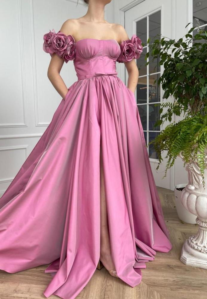 30 Pink Wedding Dresses for the Color-Loving Bride