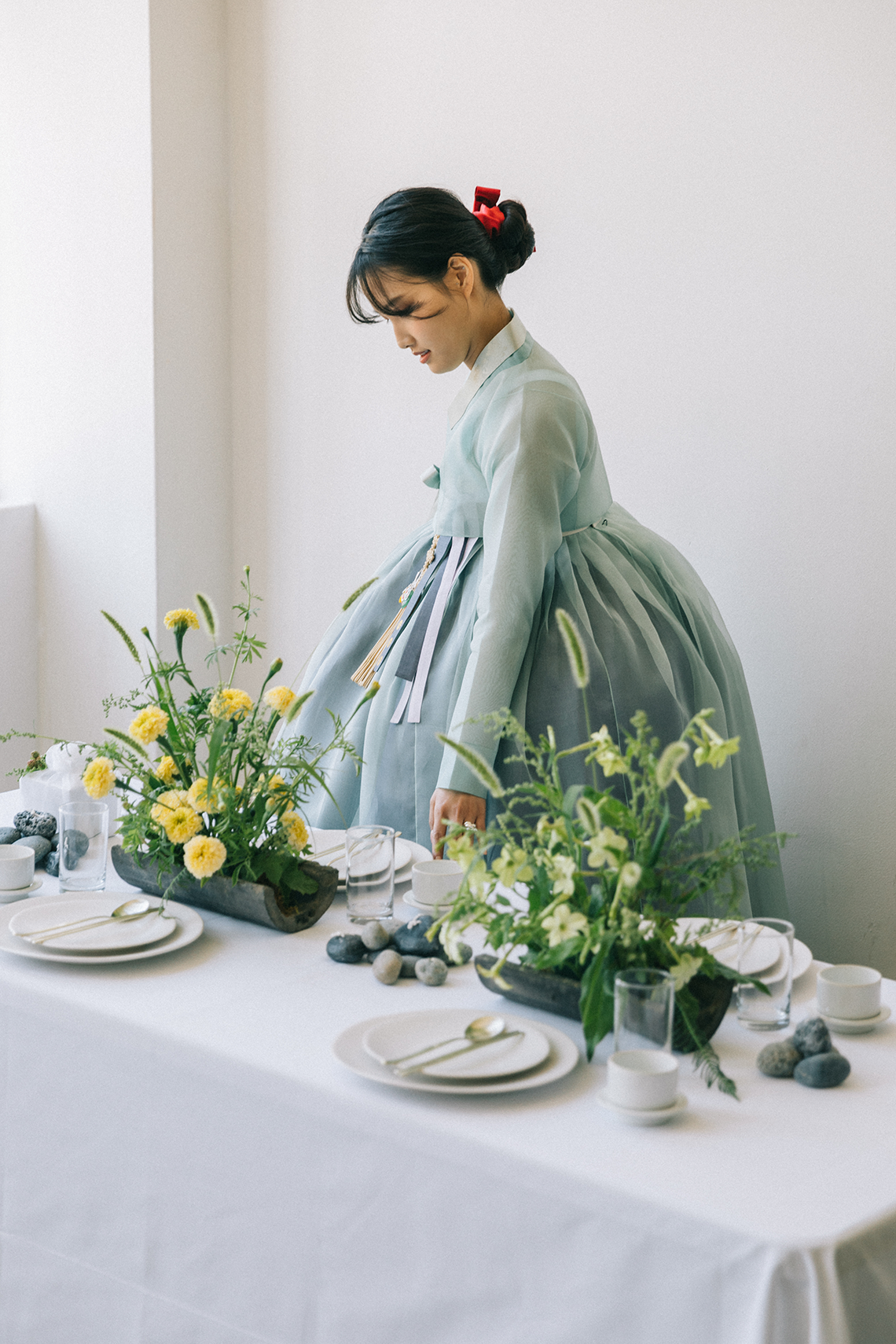 Modern Korean Wedding Inspiration in Watermelon Red – Bliss by Choi – Kelly Kang Weddings – Bridal Musings 34