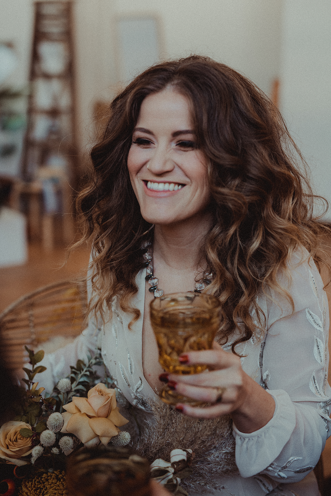 Vintage 1970s Inspired Portland Elopement Inspiration – Anna Caitlin Photography – The Indigo Bride – Bridal Musings 36