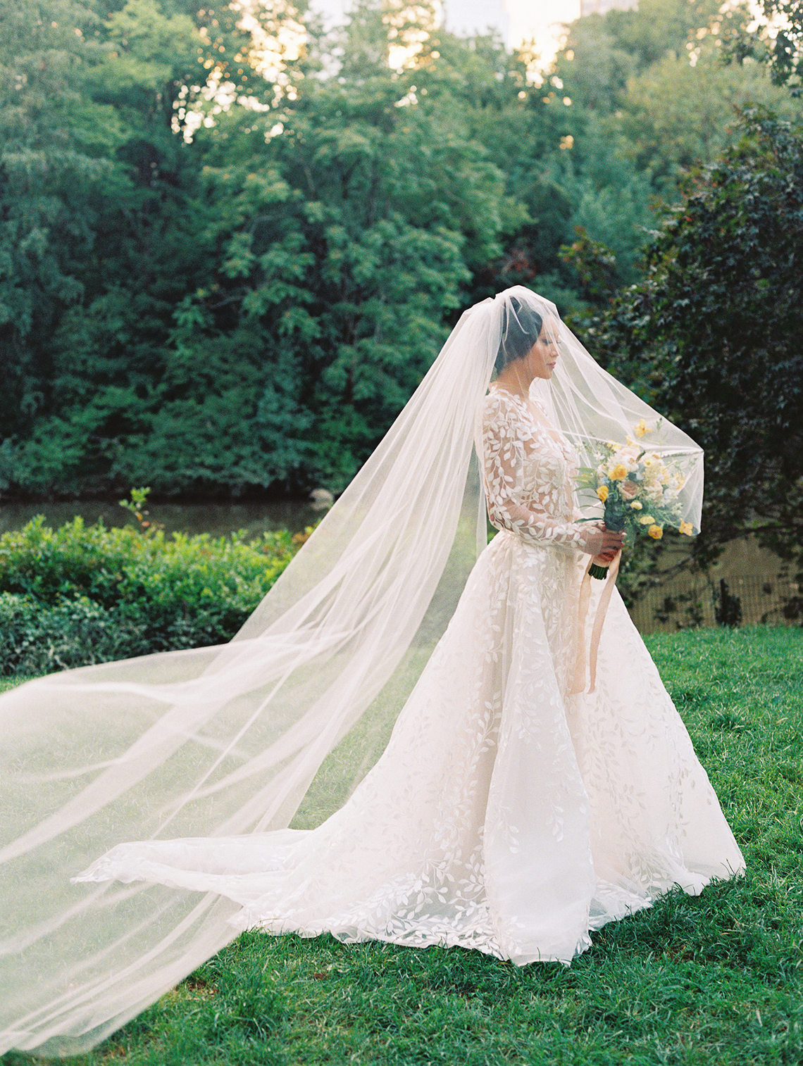 Love at The Plaza – Luxurious New York City Wedding Inspiration – Bre Jane Photography – Bridal Musings 43